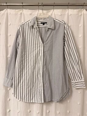 Banana Republic Black and White Mixed-Stripe Button-Down Shirt